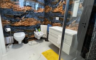 Penthouse Exclusivist cu 2 Terase Panoramice și Jacuzzi - Poză 9