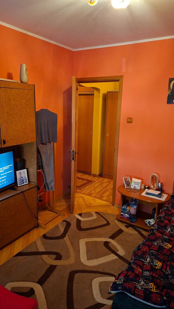 Vânzare 4 camere in Titan- Codrii Neamțului– 2 bai, bloc 4 etaje - Poză 7