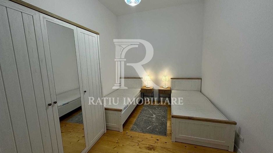 Apartament cu 2 camere | Zona Ultracentrala | Oradea - Poză 8