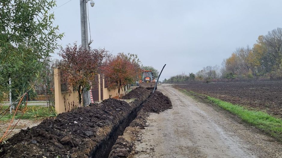 Stradal- Utilitati- Liziera Ciorogarla - Strada Sacamilor - Poză 3