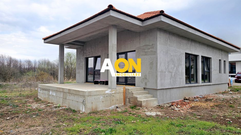 Casa nouă 123 mp utili, semifinisată, 535 mp teren, pod mansardabil - Poză 1