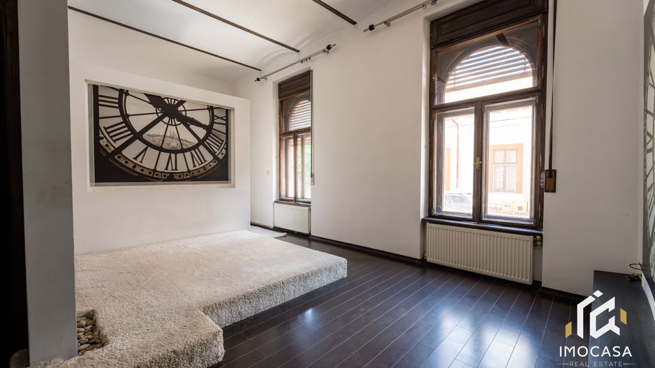 De vanzare Cladire bloc Istoric Central Arad D+P+E+M curte proprie - Poză 3