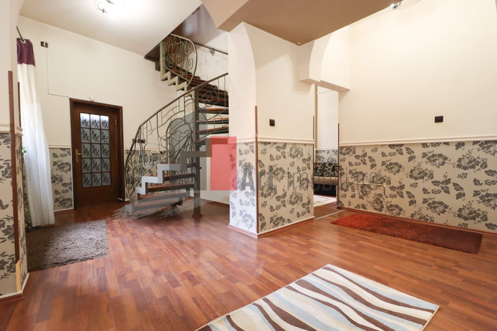 Vila "VARDA" , 200 MP utili, teren 160 mp - Poză 5