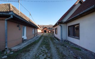 Casa de vanzare Rasnov + Spatiu Comercial | Teren 1062mp - Poză 9