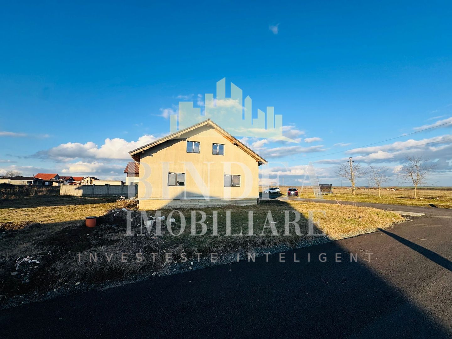 Casa individuala P+ M Pischia 167mp utili, 723mp teren - Poză 3