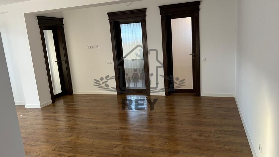 Apartament 3 camere de vânzare/balcon/parcare/ cartier Kogalniceanu - Poză 10