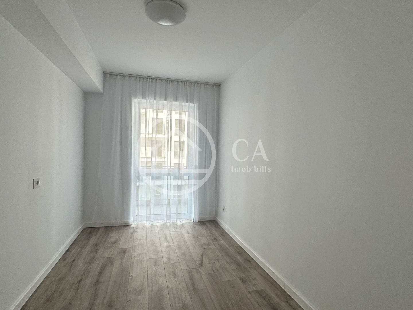 Apartament  de închiriat cu 3 camere în PRIMA ARENA, Oradea - Poză 5