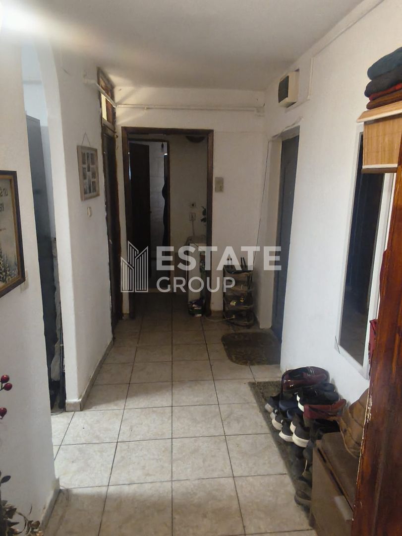 Apartament 2 camere, decomandat, Zona Soarelui - Poză 4