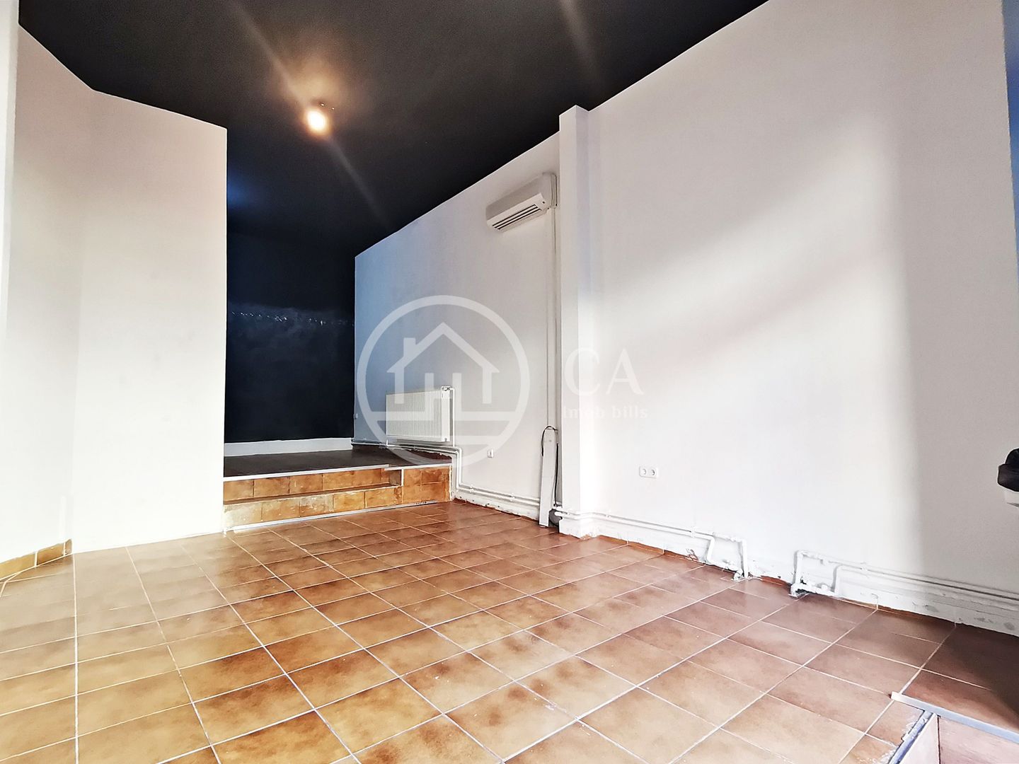 Spatiu comercial de inchiriat cu 1 camera Ultracentral, Oradea - Poză 2