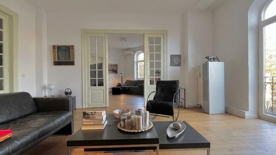 Apartament mare, luminos si stilat langa Cismigiu - sector 1. - Poză 2