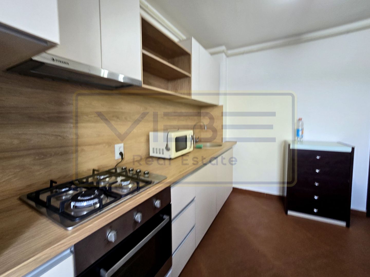 Central- Podu de Fier - 4 rooms -112mp -Panoramic View - Poză 10