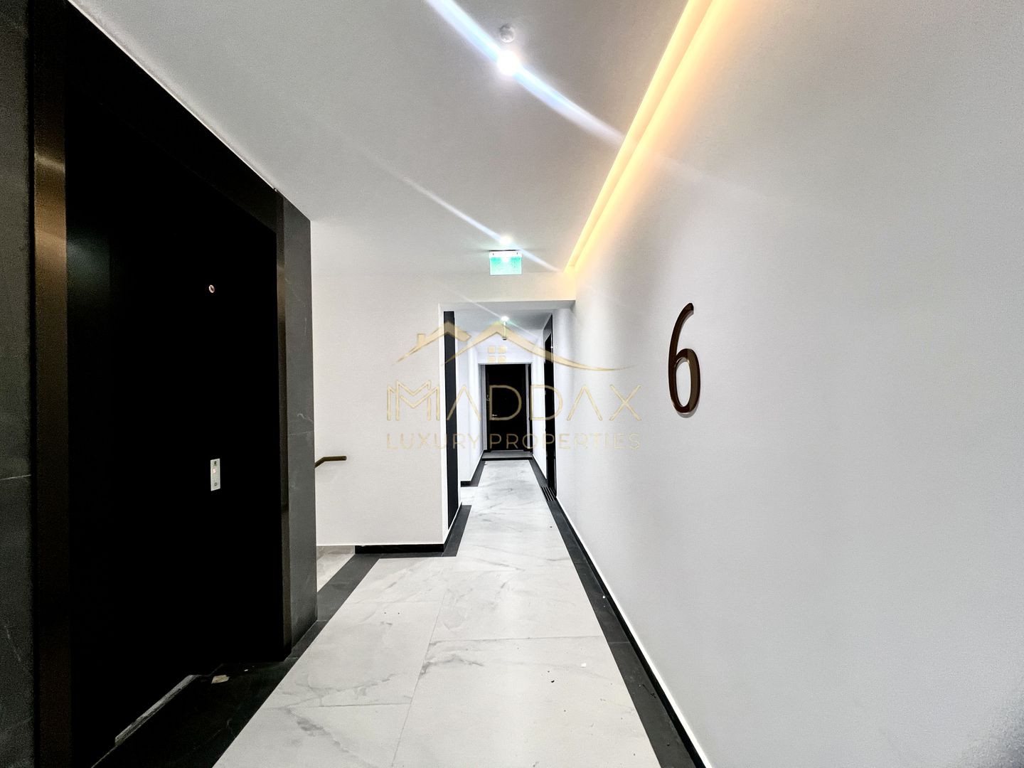 Apartament de Vanzare | 2 camere | Vedere spre lac - Poză 24