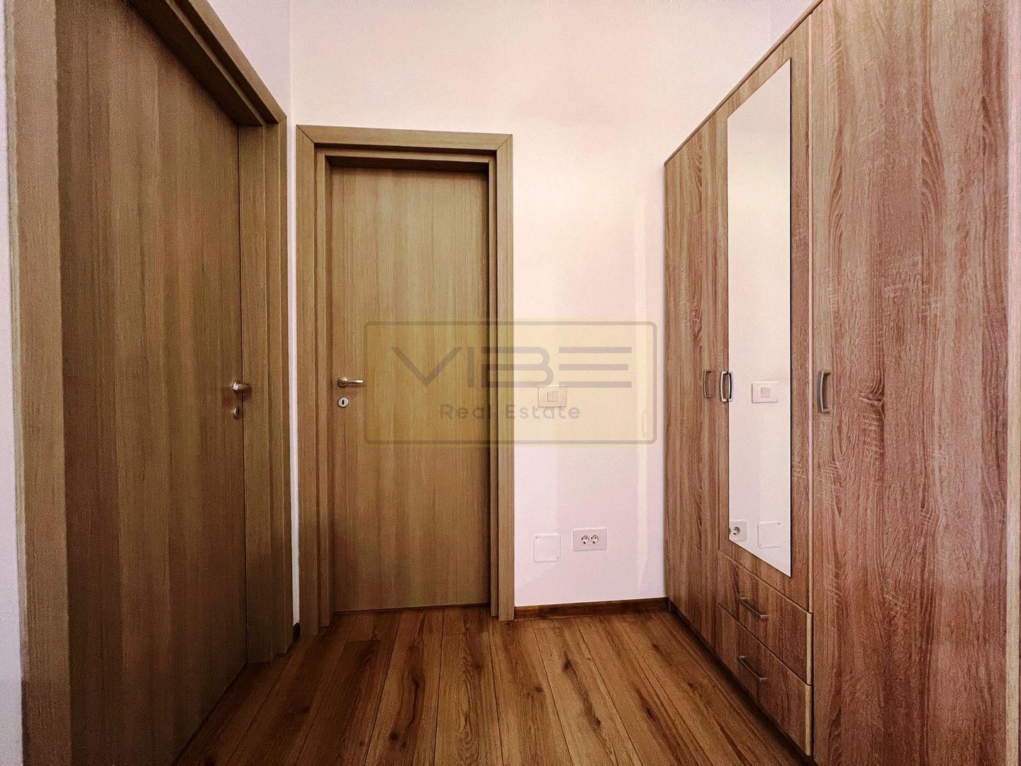 Apartament 2 camere + parcare Podul de fier - Restaurant Little Texas - Poză 4