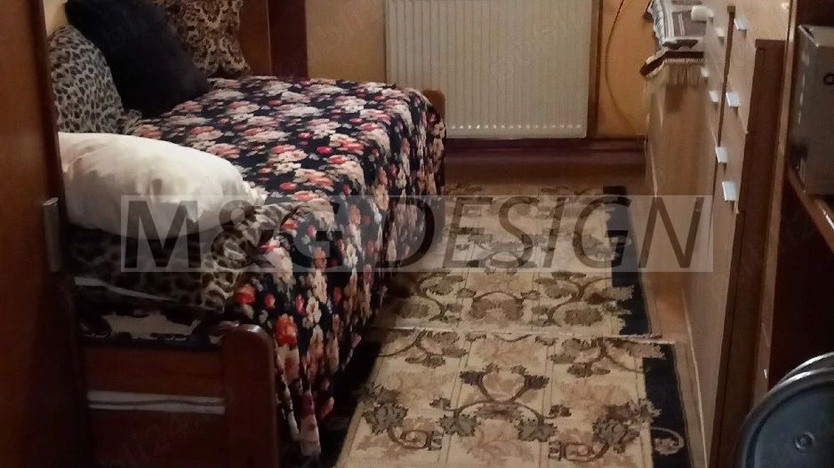 Apartament 2 camere la curte comuna - Poză 2