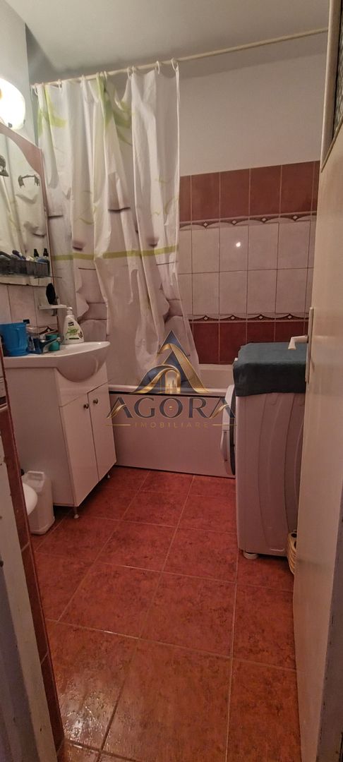 De vânzare apartament 2 camere în Valea Aurie - Poză 6