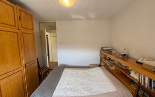 Apartament decomandat cu 3 camere in Florilor, strada Crinului - Poză 18