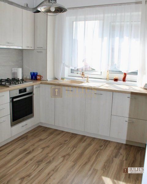 Zona Sud - mobilat modern, 2 locuri de parcare incluse. - Poză 5
