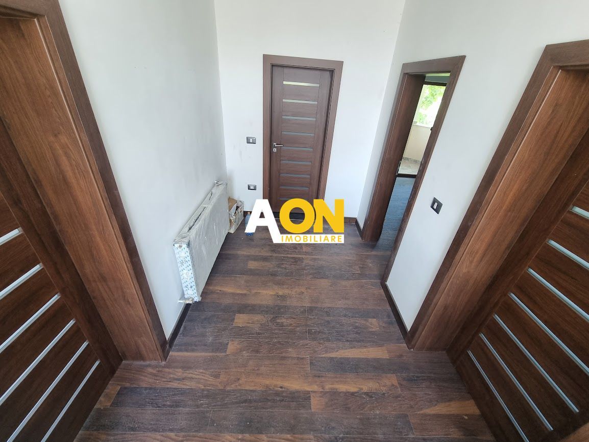 Casă modernă cu 3 dormitoare, terasă și teren generos - Poză 8