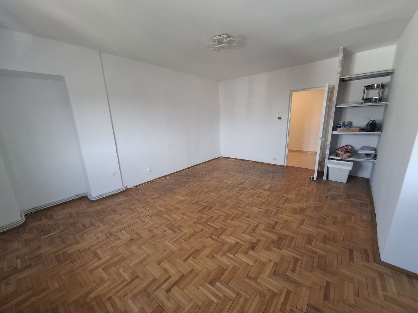 Apartament 2 Cam 9 mai zona Catedralei - Poză 15