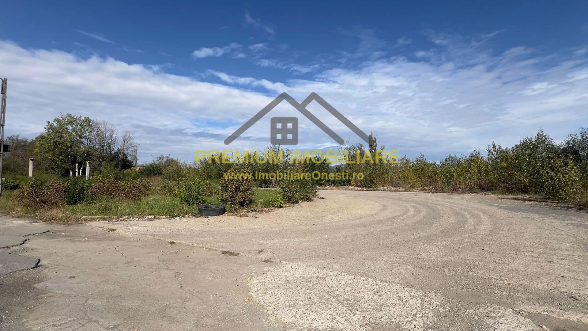 Teren plus Cladire in Onesti - Poză 7
