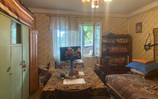 Vanzare casa cu 6 camere in Targoviste - vizavi de Colegiul Carabella - Poză 7