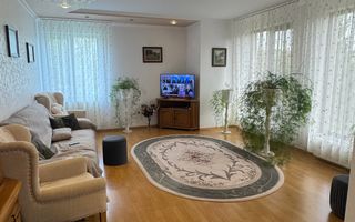 Casa spațioasă în Oradea str Izvorului - Poză 3