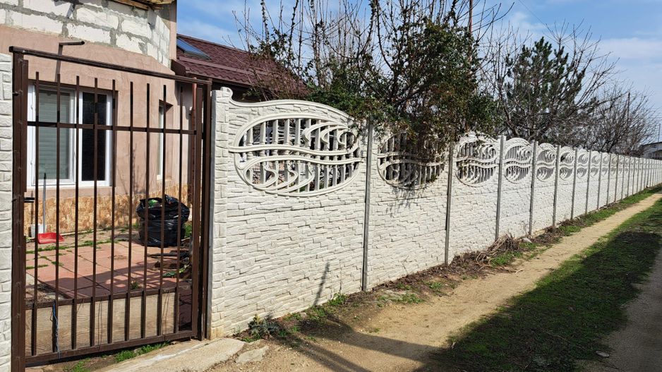 Casa P+M Com Vidra - Poză 6