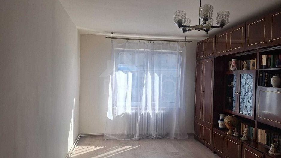 Apartament cu 4 camere, confort I – Tudor - Poză 2