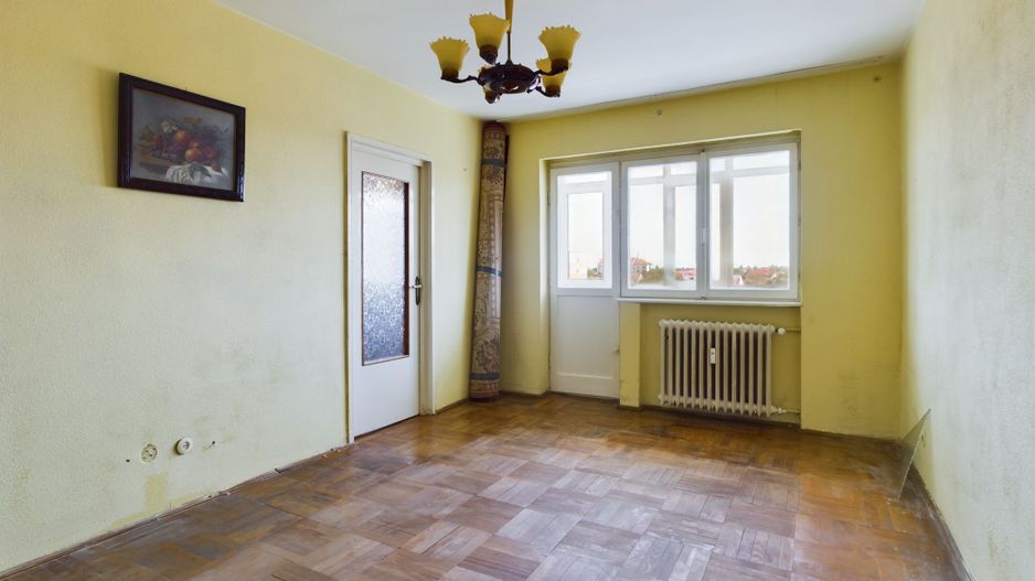 Apartament clasic cu 2 camere în Grădiște - Poză 1