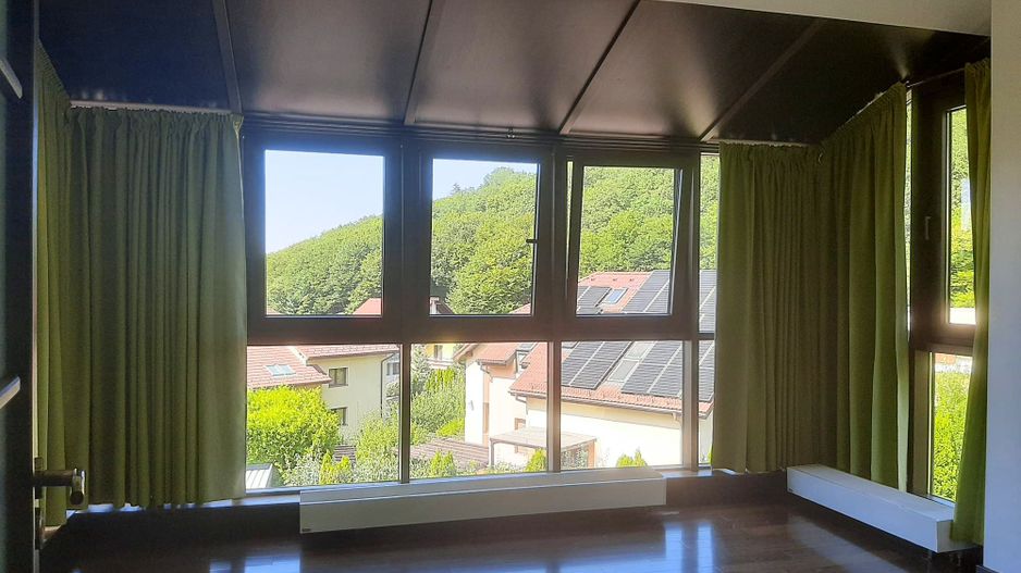 Vilă de lux cu vedere spectaculoasă spre Tâmpa  Green Valley zona Noua - Poză 33