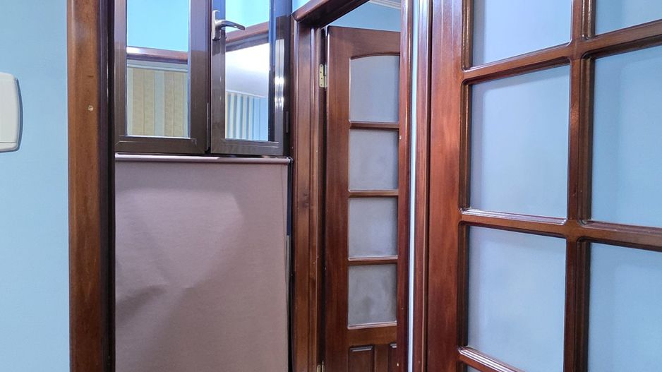 Apartament cu 2 camere, etaj 1, mobilat și utilat, VASLUI - zona GARĂ; - Poză 8