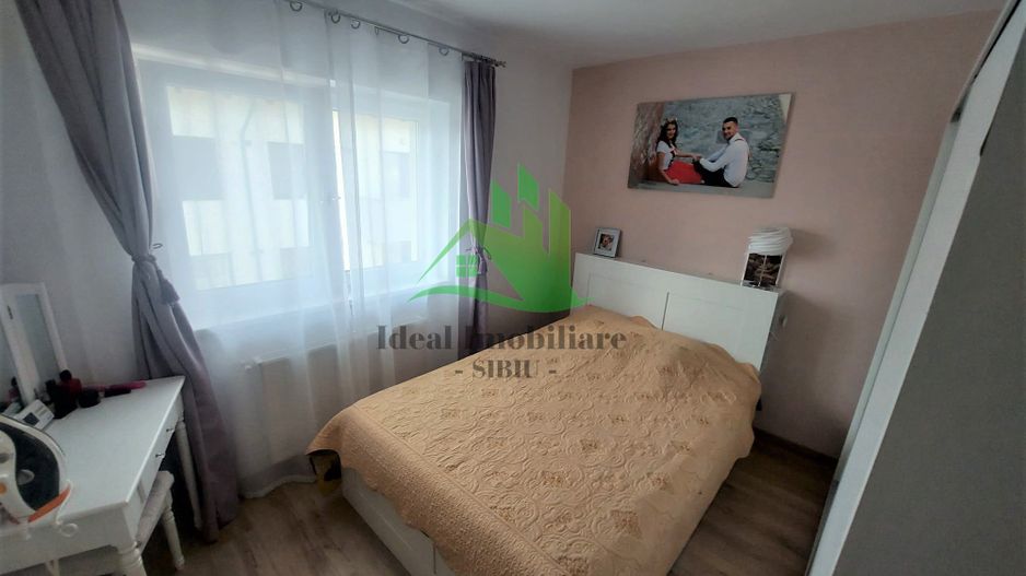 Apartament cu 4 camere in Selimbar, zona Pictor Brana - Poză 6