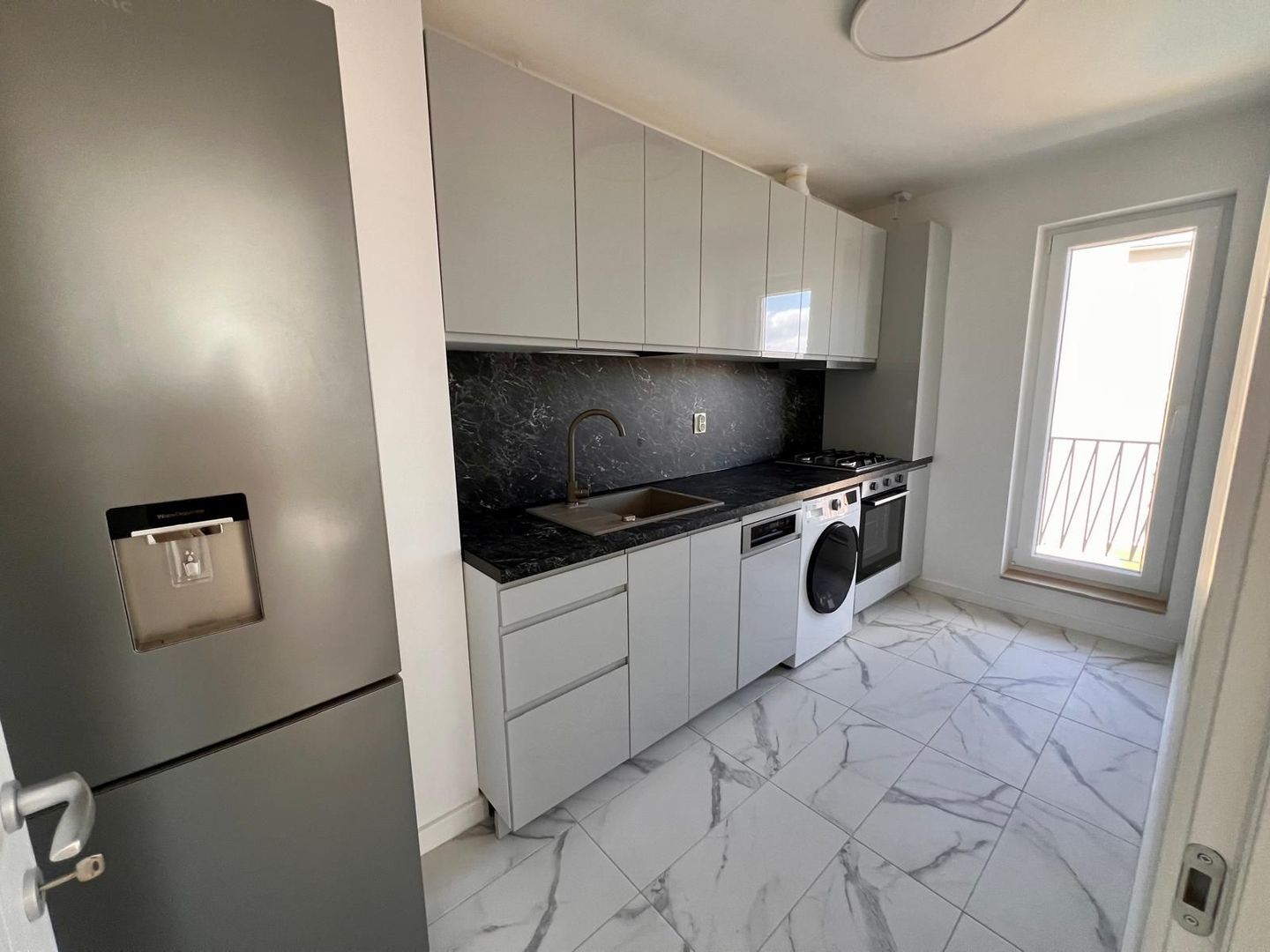 Apartament 3 camere Ansamblul Rezidential Cosmopolis - Poză 4