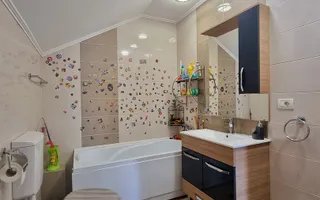 VANDUT/ SOLD - Casa / Vila de vanzare Valu lui Traian - Poză 17