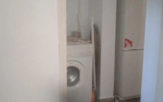 De inchiriat apartament cu 2 camere, Micro 20, 350 Euro - Poză 2
