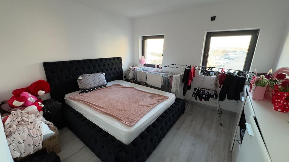 CASA SOS. CERNICA - MOBILATA, INCALZIRE IN PARDOSEALA, COMISION 0% - Poză 10