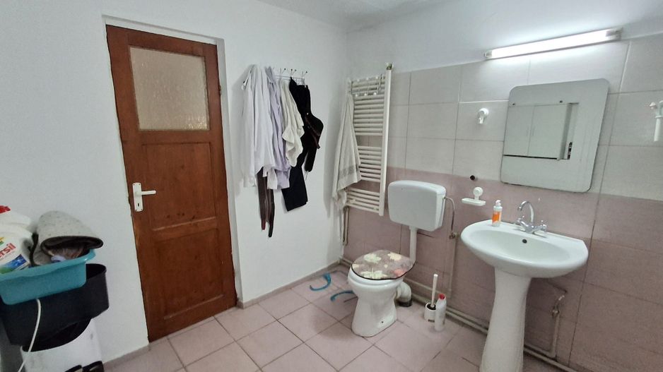 Casa de vanzare 3 camere Zona  Timpuri Noi - Poză 9