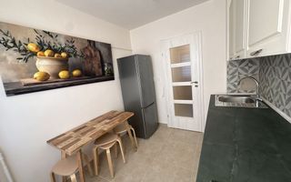 Apartament 2 camere metrou Aparatorii Patriei - Poză 4