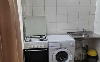 Apartament 1 cameră, zonă centrală Podul de Fier, mobilat, cu balcon și loc de parcare - Poză 4