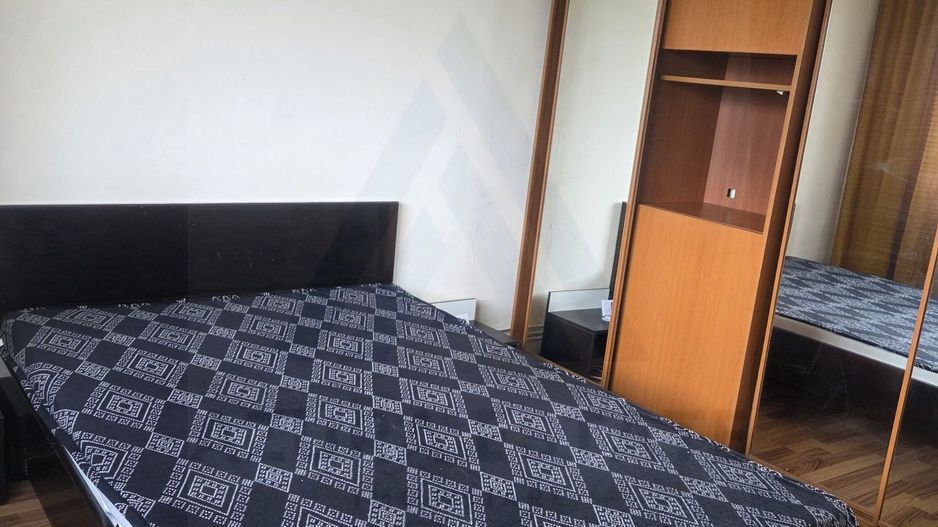 Apartament 2 camere balcon inchis cu pivnita si boxa in Vasile Aaron - Poză 3