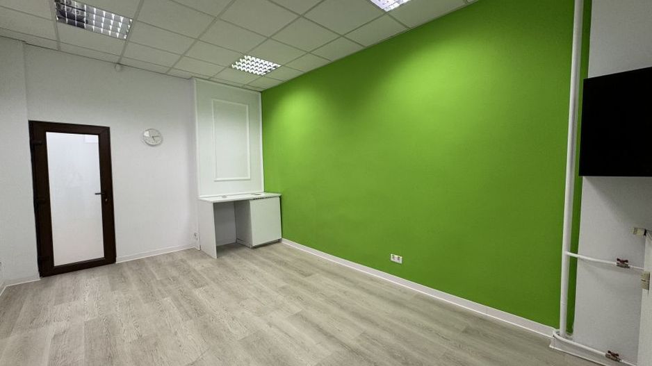 Spatiu servicii, birouri, Zona Modern. Comision 0 - Poză 1