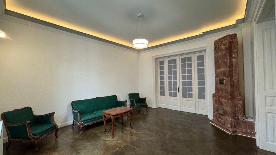 Etaj intreg, 5 camere in VILA INTERBELICA 180 mp, renovat - Poză 2