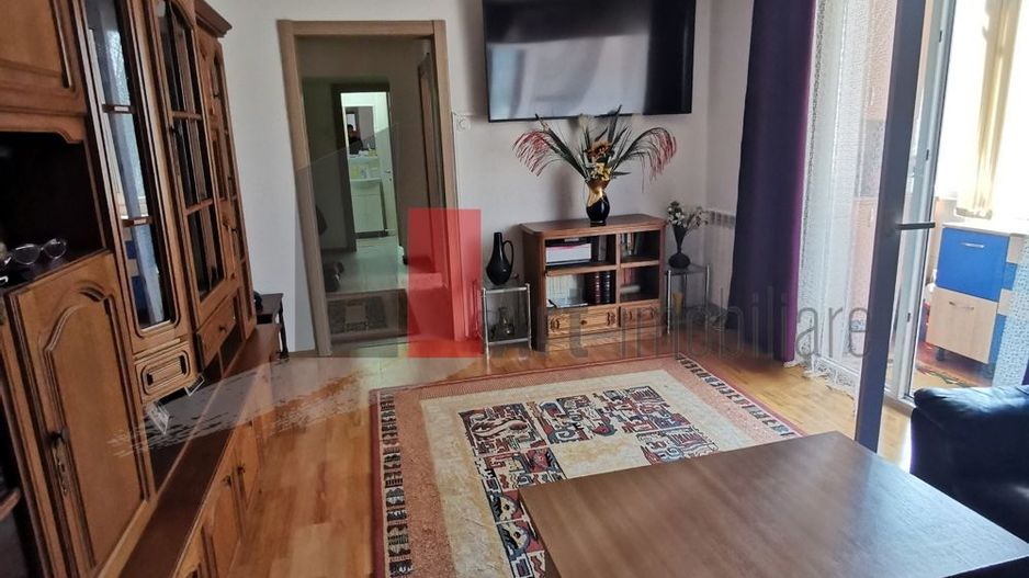 Vânzare apartament semidecomandat 4 camere cu centrală Bd. Obregia - Poză 42