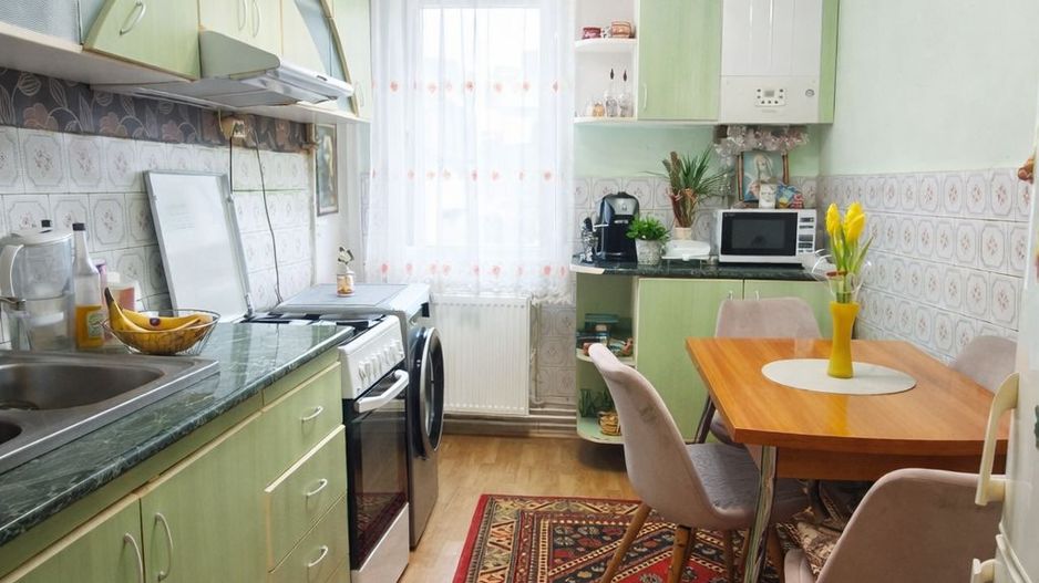 Apartament 3 camere spațios zona Tudor (Sârguinței) - Poză 5