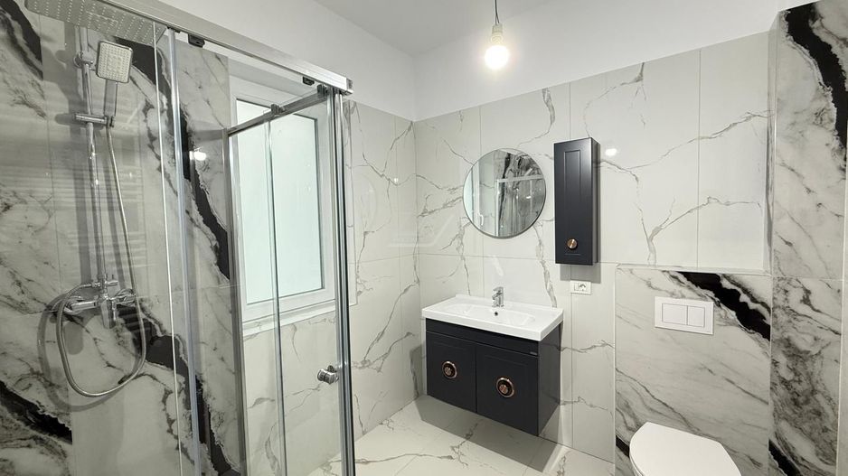 Etaj 1. Decomandat. Loc de parcare. - Poză 6