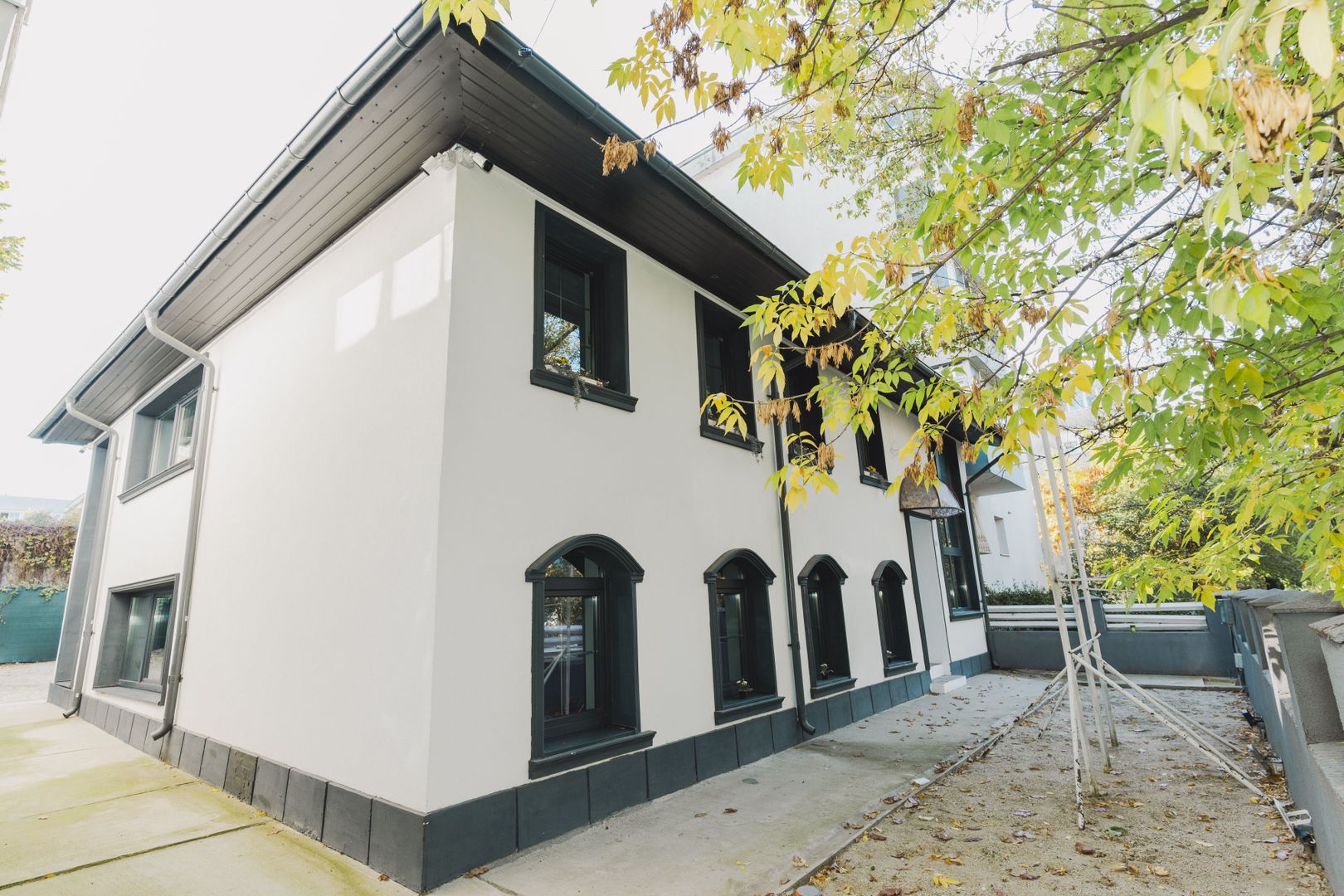 Vila 2 minute Lacul Herastrau I OPORTUNITATE INVESTITIE - Poză 1