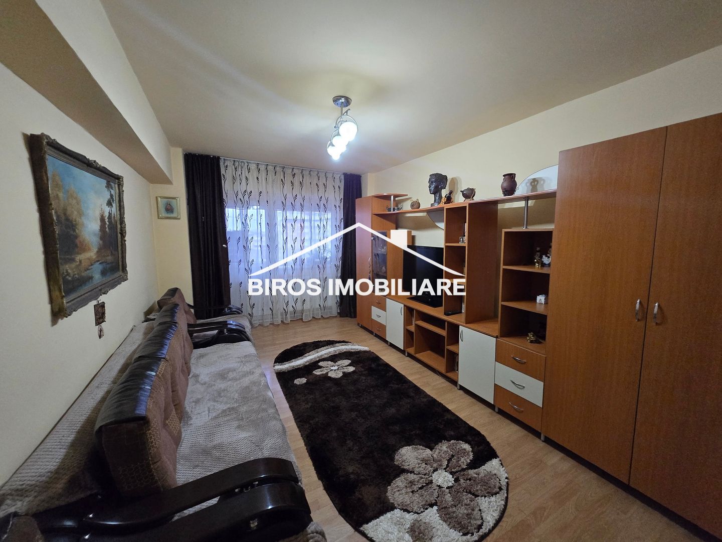 4 camere | Rovine – Părculeț - Poză 1