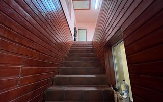 Casă individuală P+1+pod, pe piloni cu panouri solare - Poză 12