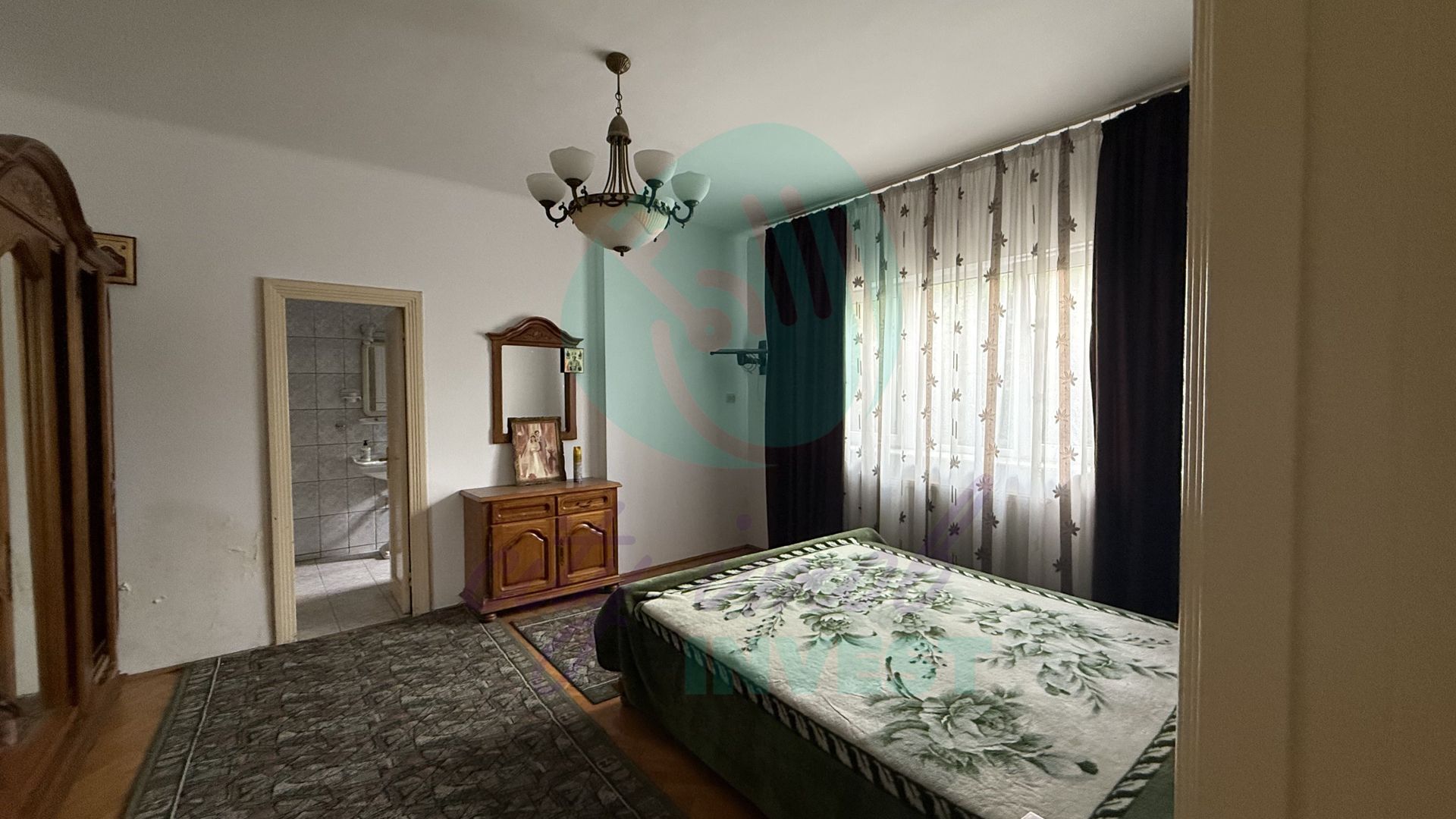 Apartament in vila - la 3 minute de metrou - Poză 2