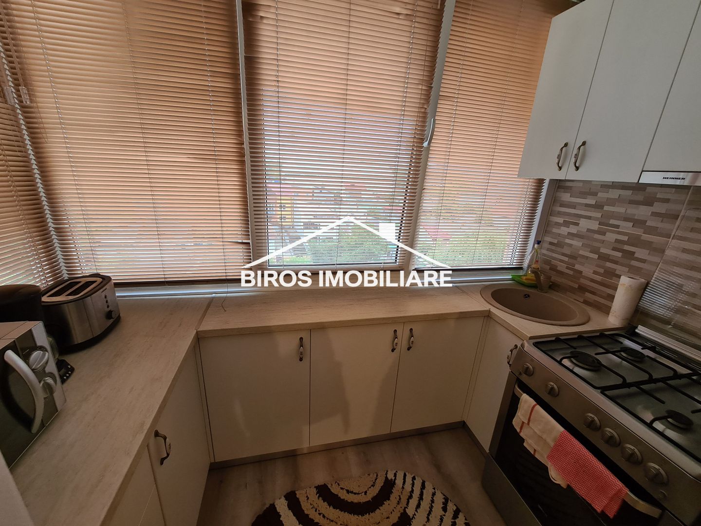 2 decomandate Rovine - J-uri - Poză 4